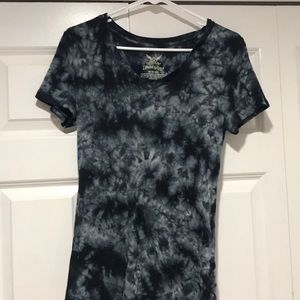 Black spotted T-shirt